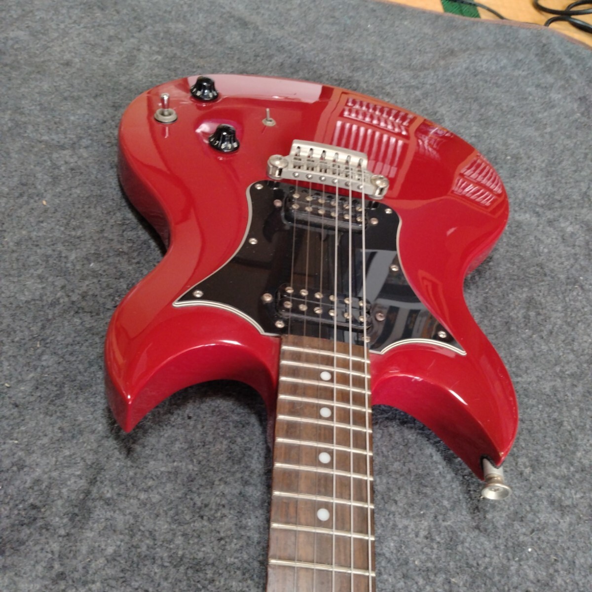 VOX エレキギター SDC-22 ダブルカッタウェイ チェリー 2012年製 VOX エレキギター SDC-22 ダブルカッタウェイ チェリー 2012年製