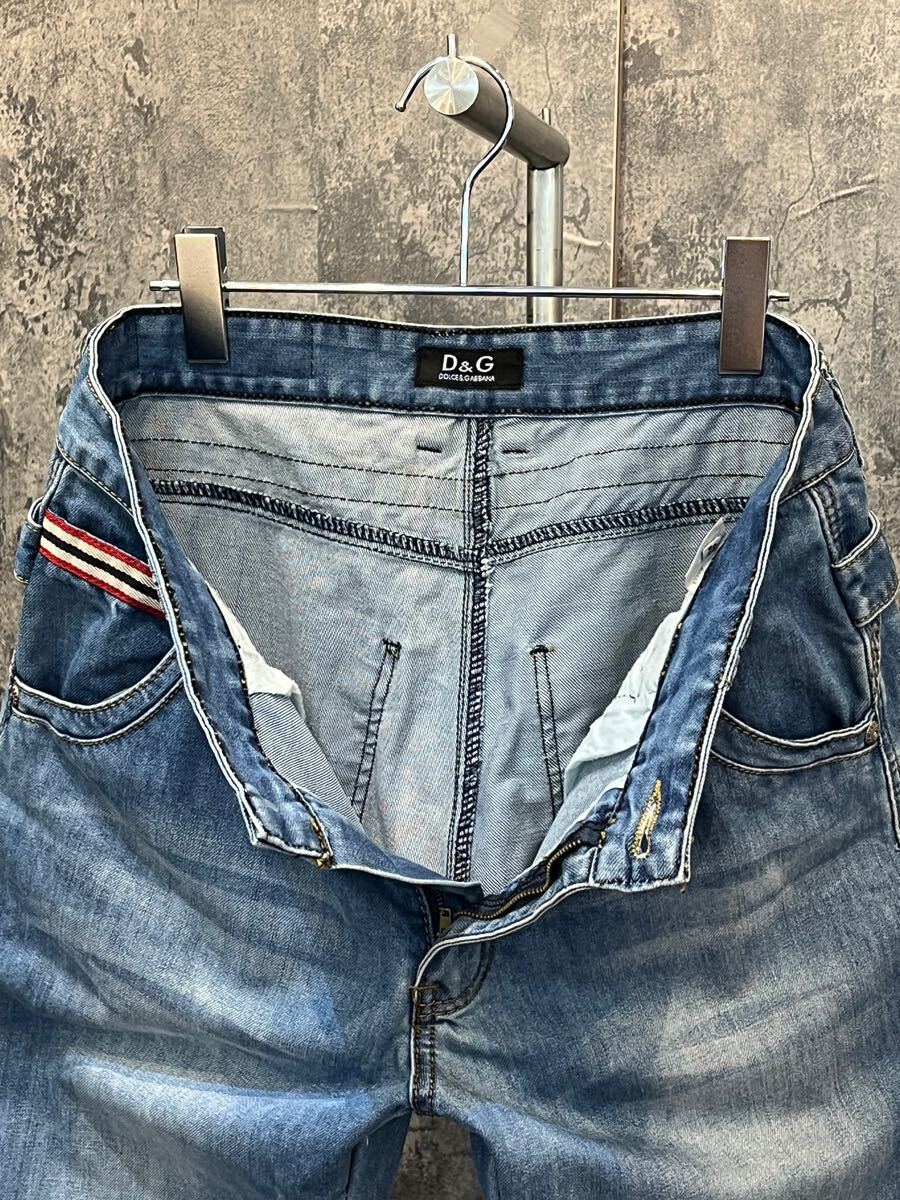 D&G ドルチェ&ガッバーナ デニムパンツ メンズ デニム DOLCE&GABBANA ドルガバ サイズ32 ジーンズ 飾りボタンが１つ取れてます 71-3