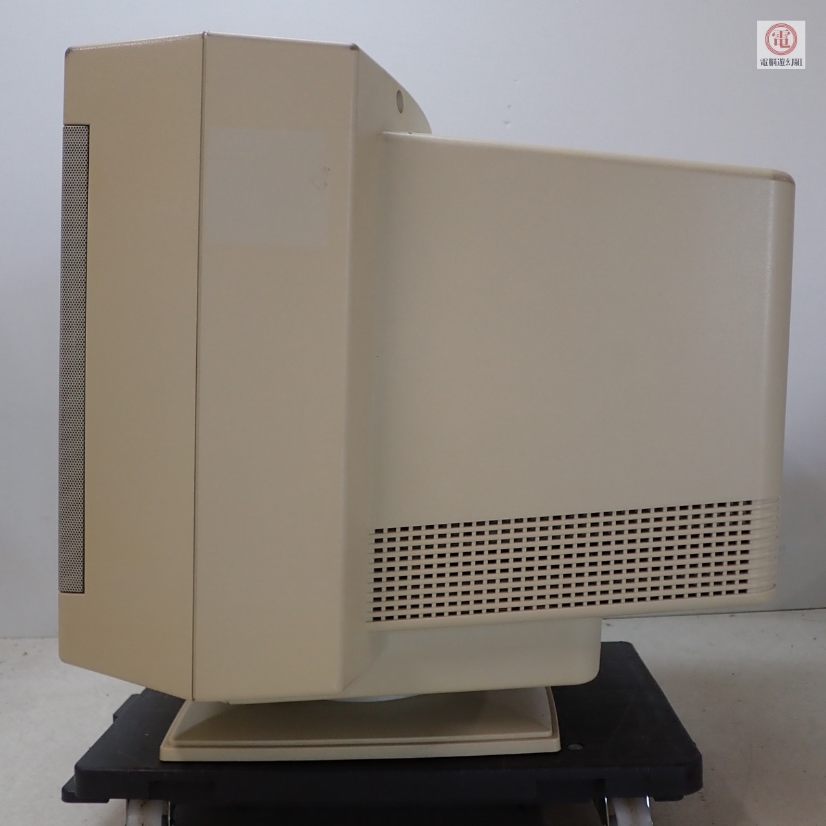 IIYAMA ブラウン管モニター MT-8617ES ダイヤモンドトロン管採用 スピーカー內(nèi)蔵 イイヤマ 飯山 現(xiàn)狀品【60