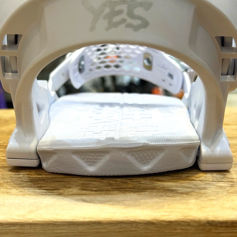 【未使用OUTLET】 24-25 YES VETTA カラー:WHITE Sサイズイエス レディース スノーボード バインディング 型落ち 日本正規(guī)品