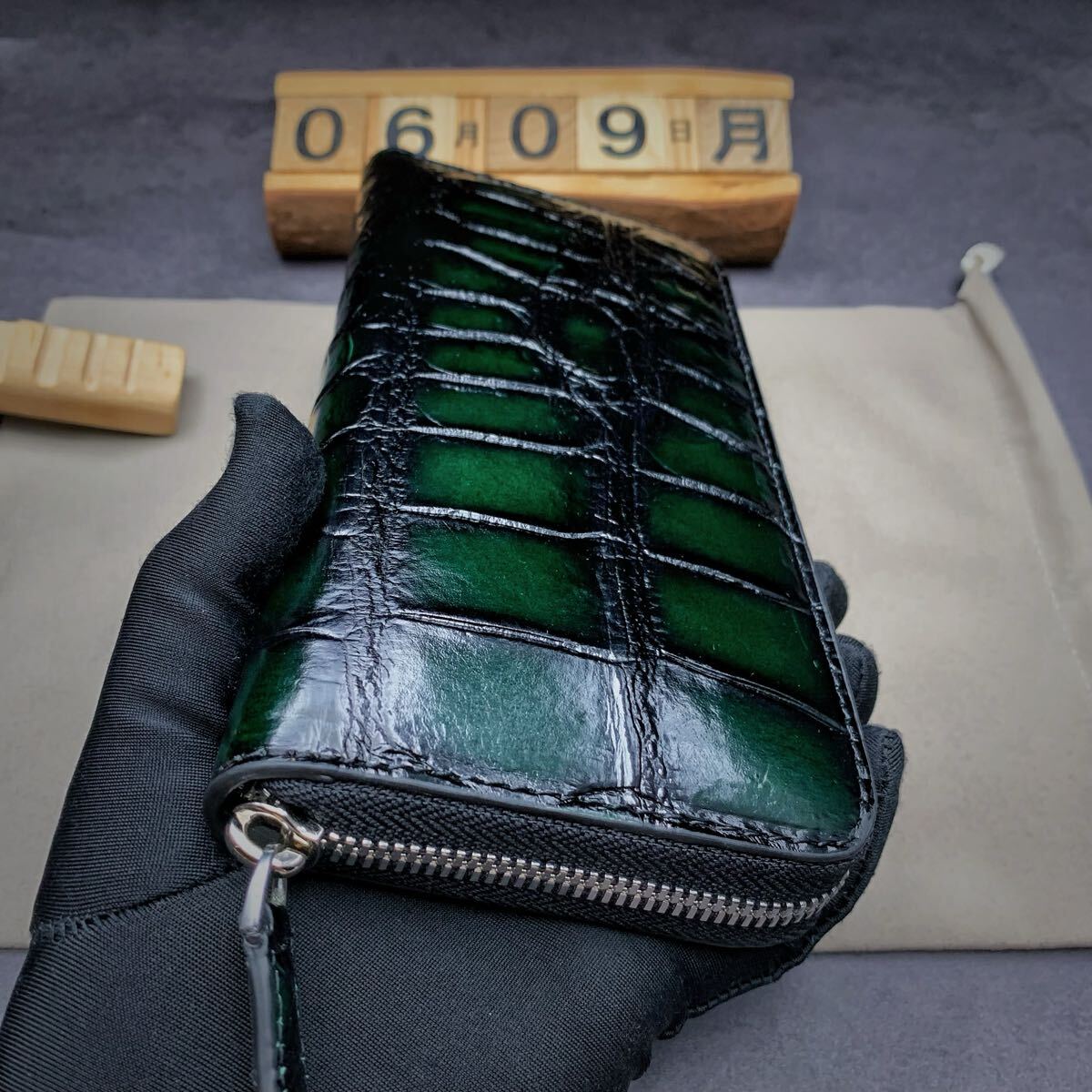  рука окраска цвет [ центральный часть ] крокодил wani кожа длинный кошелек раунд застежка-молния подлинный товар гарантия . кожа использование кошелек для мелочи . есть бизнес кошелек оригинал фотосъемка 