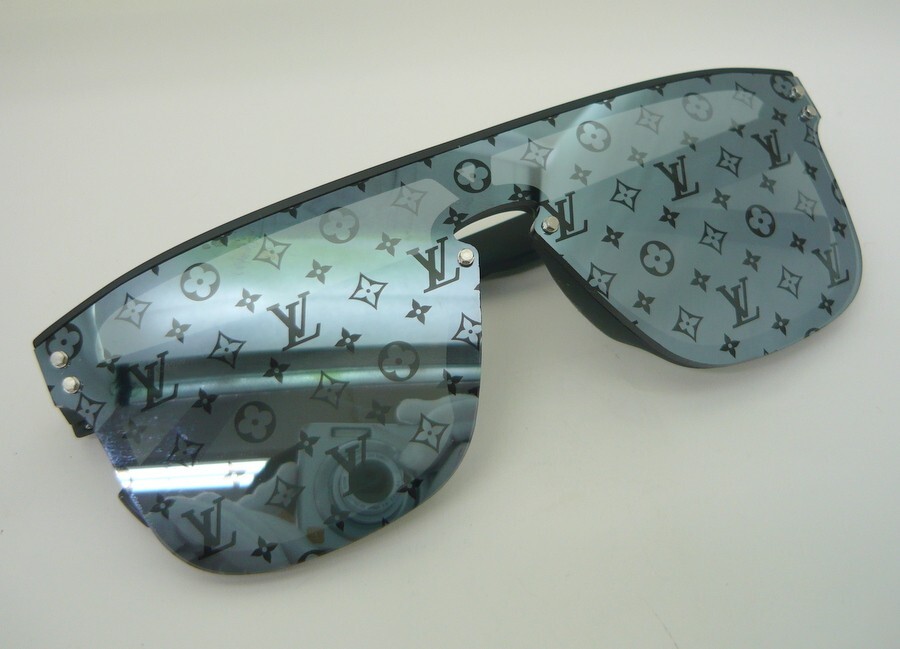 1000円スタート サングラス LOUIS VUITTON ルイヴィトン LVワイメヤ Z1082W 93L 145 モノグラム×ブラック ブランド小物 WHO C10010