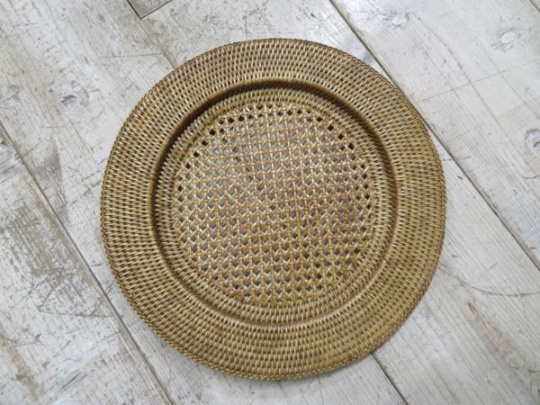 【USED】 撮影スタジオで使われていた BAOLGI/バオルジ ラタン アンダープレート ラウンド ナチュラル 検索用? 籐/トレイ/F0608 #2