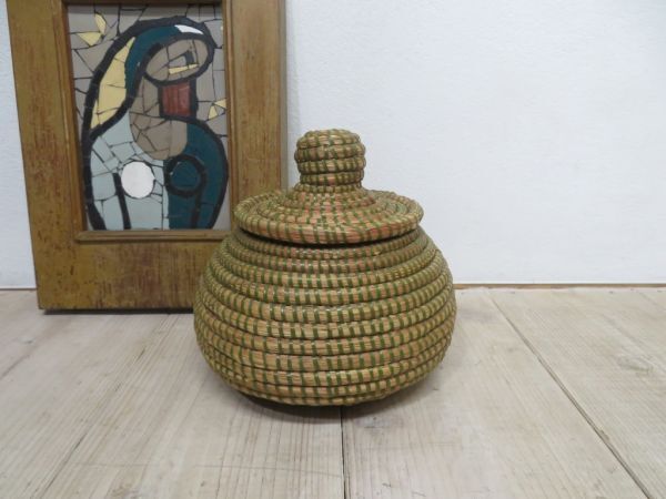 【ほぼ未使用/長期保管品】 撮影スタジオで倉庫保管されていた アフリカ/セネガル バスケット 検索用⇒ 蓋付き/かご/小物入れ/収納/F0615_画像1