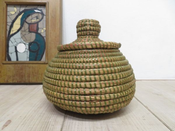 【ほぼ未使用/長期保管品】 撮影スタジオで倉庫保管されていた アフリカ/セネガル バスケット 検索用⇒ 蓋付き/かご/小物入れ/収納/F0615_画像5