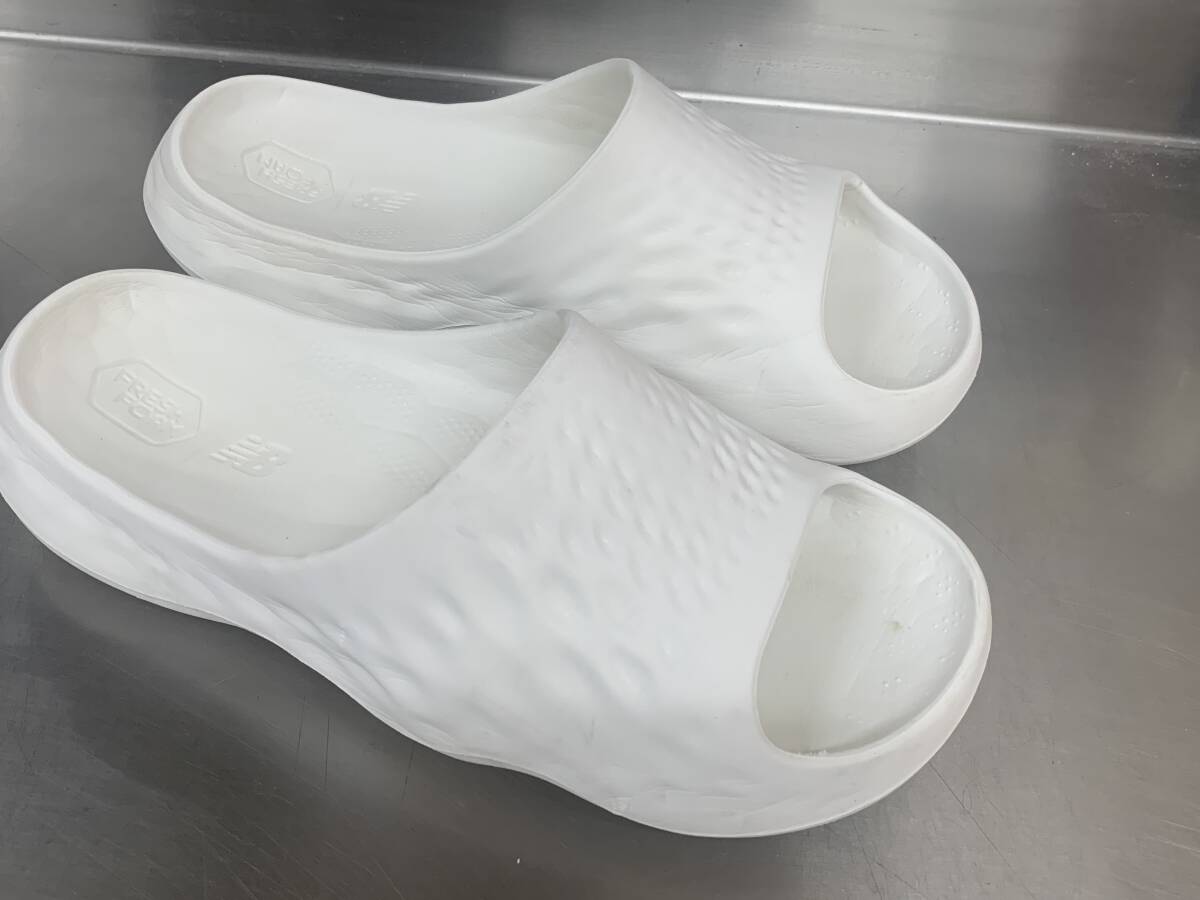  New balance SUFHUP W3 белый мужской сандалии 29cm