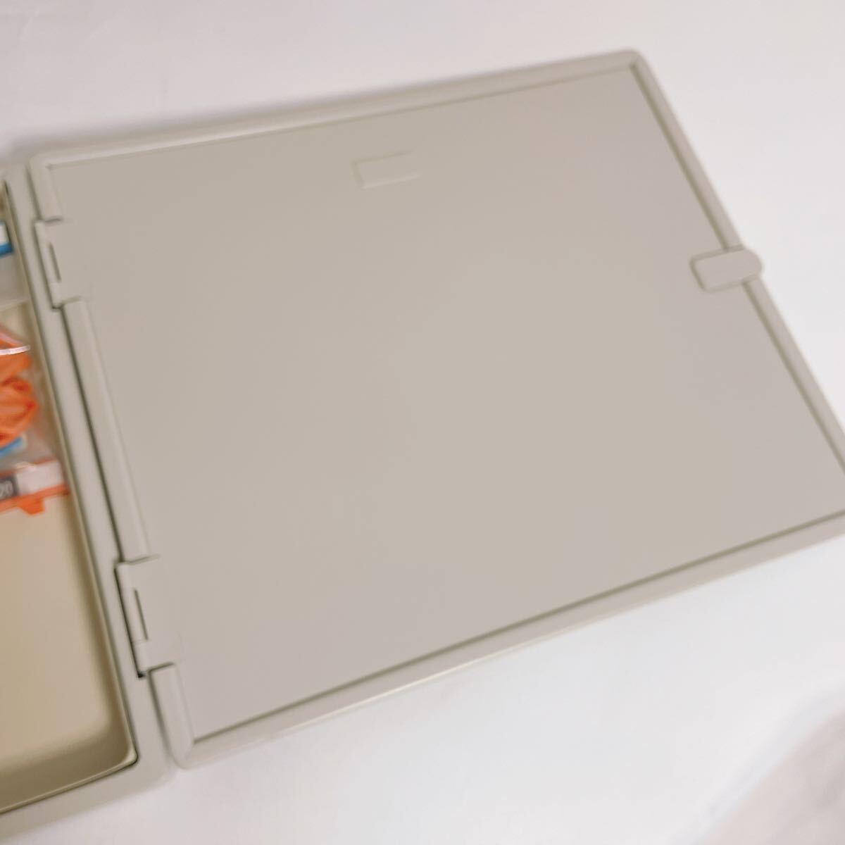 未使用品◆まとめて3點(diǎn) 內(nèi)田洋行 ウチダキーケース UK-20 キーボックス 20個(gè) 施錠裝置なし トランクタイプ 持ち運(yùn)び可 壁面固定可◆A2-I