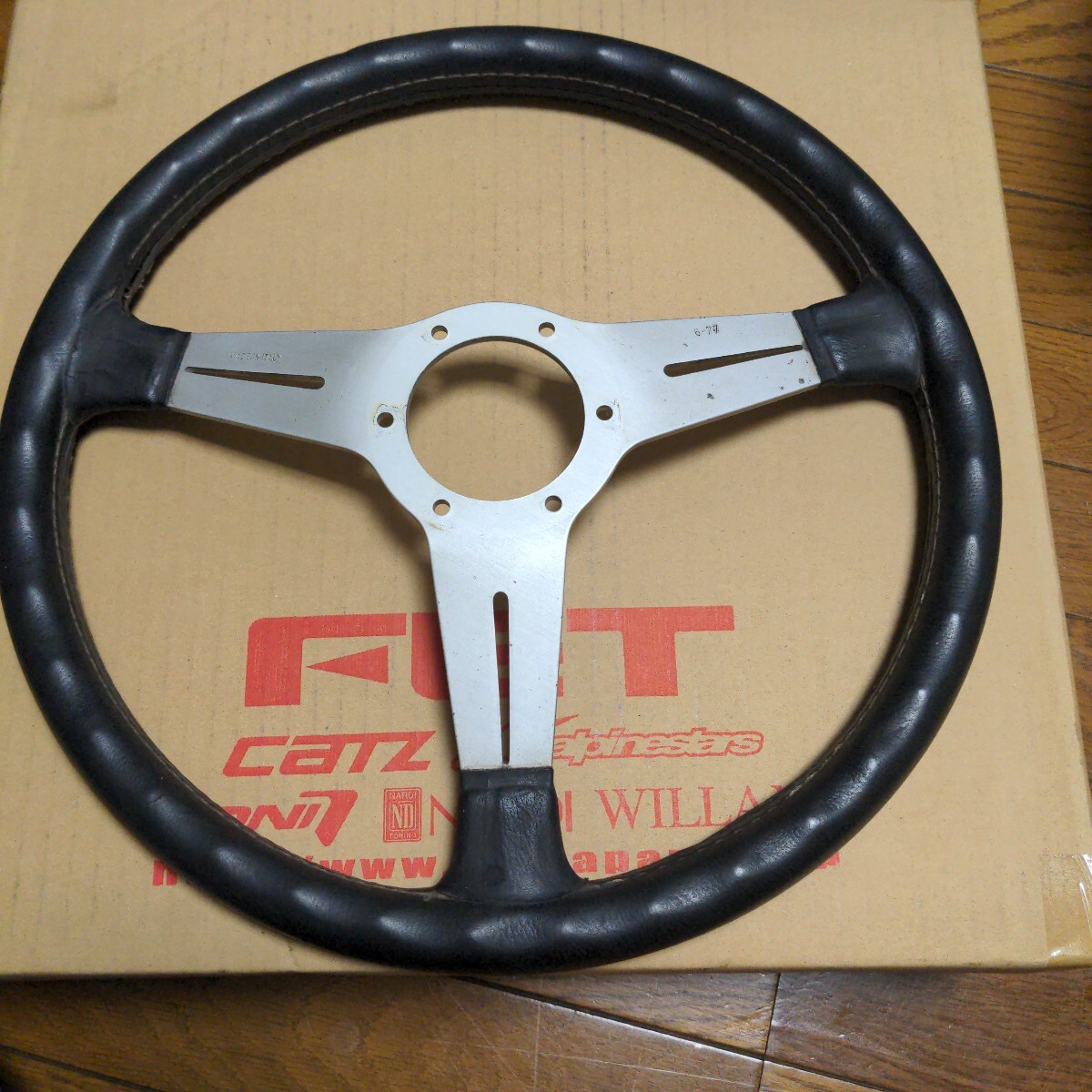 NARDI ナルディ クラシック 36パイ レザーひび割れ有り　當(dāng)時(shí)物　舊車　おまけ付き 