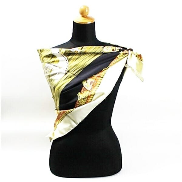 54708 サルバトーレ・フェラガモ シルク スカーフ 鳥柄