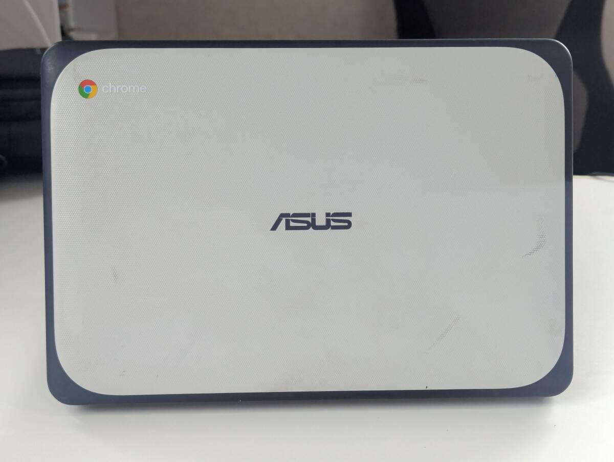 ASUS ChromeBook C202S ノートパソコン 2GB/eMMC16GB 本體のみ　202505131502