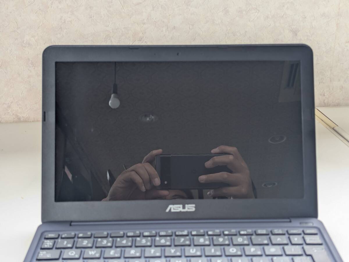 ASUS E200H ноутбук утиль корпус только 202506170801