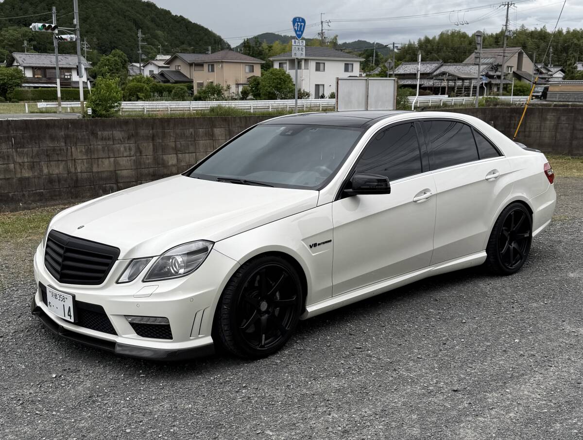 E63AMG 低走行　カスタム　カーボン　希少　左ハンドル