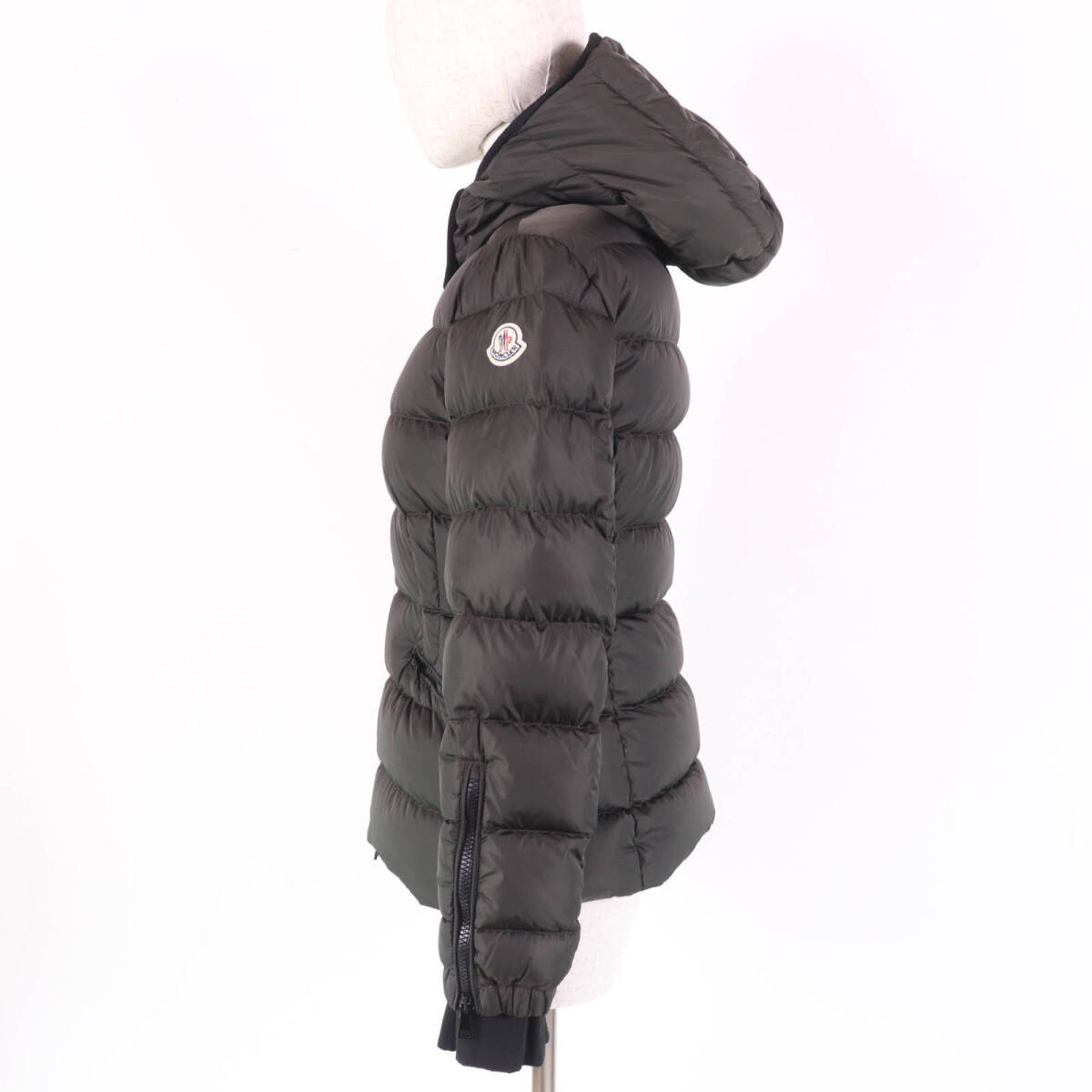 極美品☆MONCLER モンクレール BETULA ロゴワッペン?フード付 ZIP UP ダウンジャケット カーキ 0 正規(guī)品 レディース