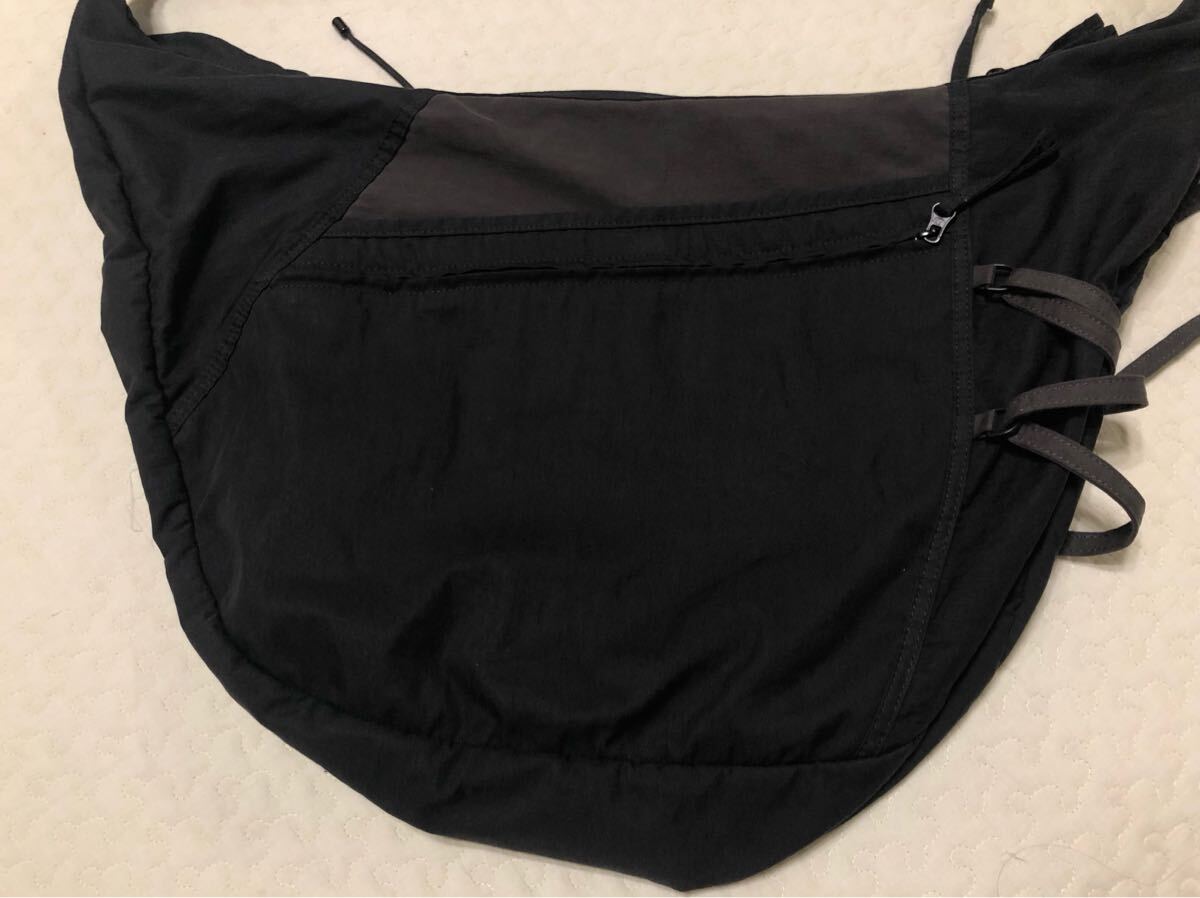 【 】Cross Body Bag ボディバッグ SAN SAN GEAR CROSS BODY BAG クロスボディバッグ 黒 ショルダー