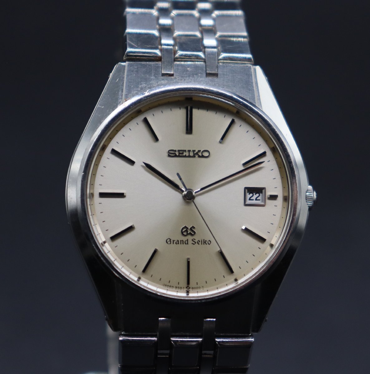 SEIKO GS グランドセイコー 95GS クォーツ 9587-8000 植字ロゴ シャンパン文字盤 デイト 諏訪工場 純正GSブレス メンズ腕時(shí)計(jì)