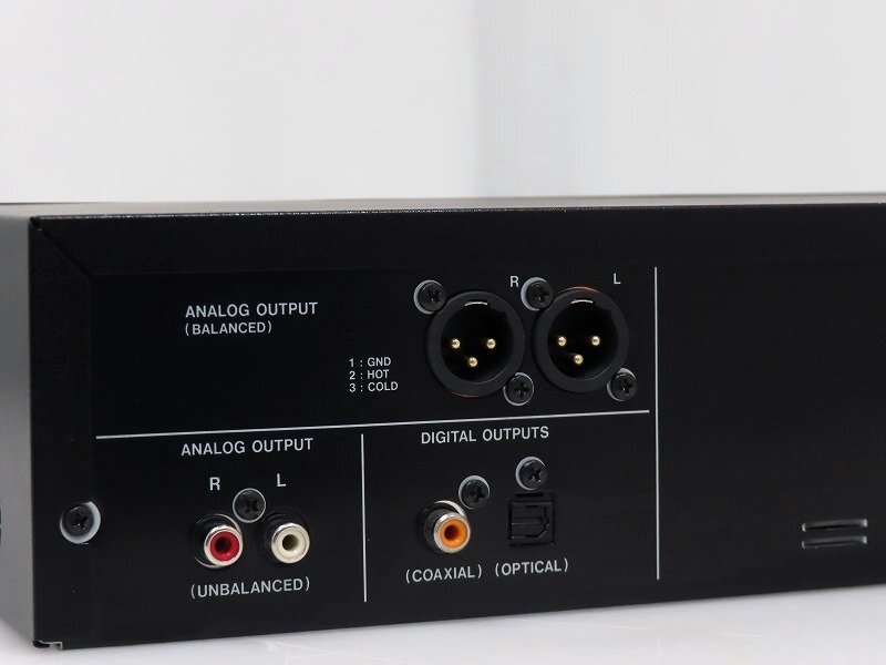 #*TASCAM CD-200SB для бизнеса CD плеер Tascam *#029229008*#
