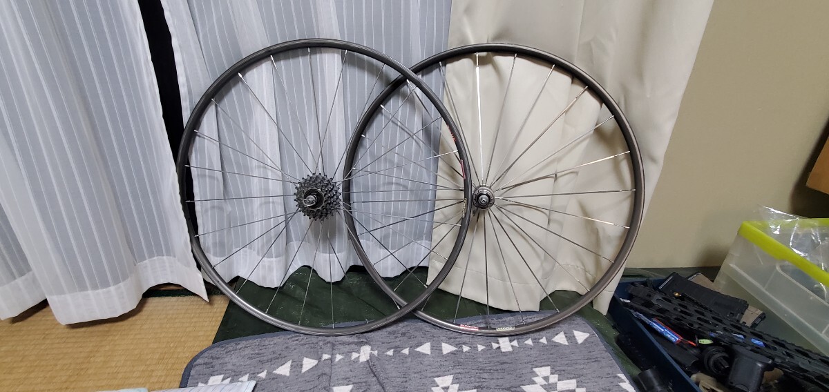 サンツアー シュパーブプロ アラヤ AERO4 チューブラーホイールセット サンツアー シュパーブプロ アラヤ AERO4 チューブラーホイール