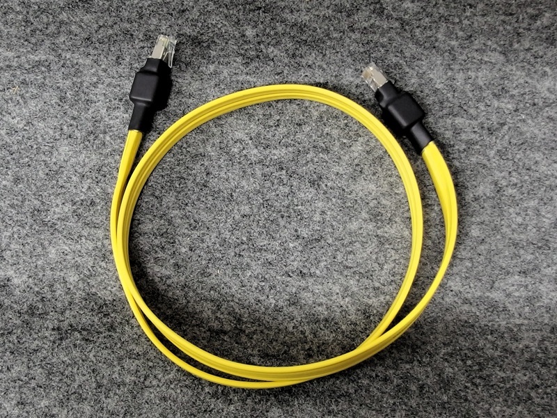 WIREWORLD / LAN кабель / Chroma 10 (1m) / тросик world черный ma