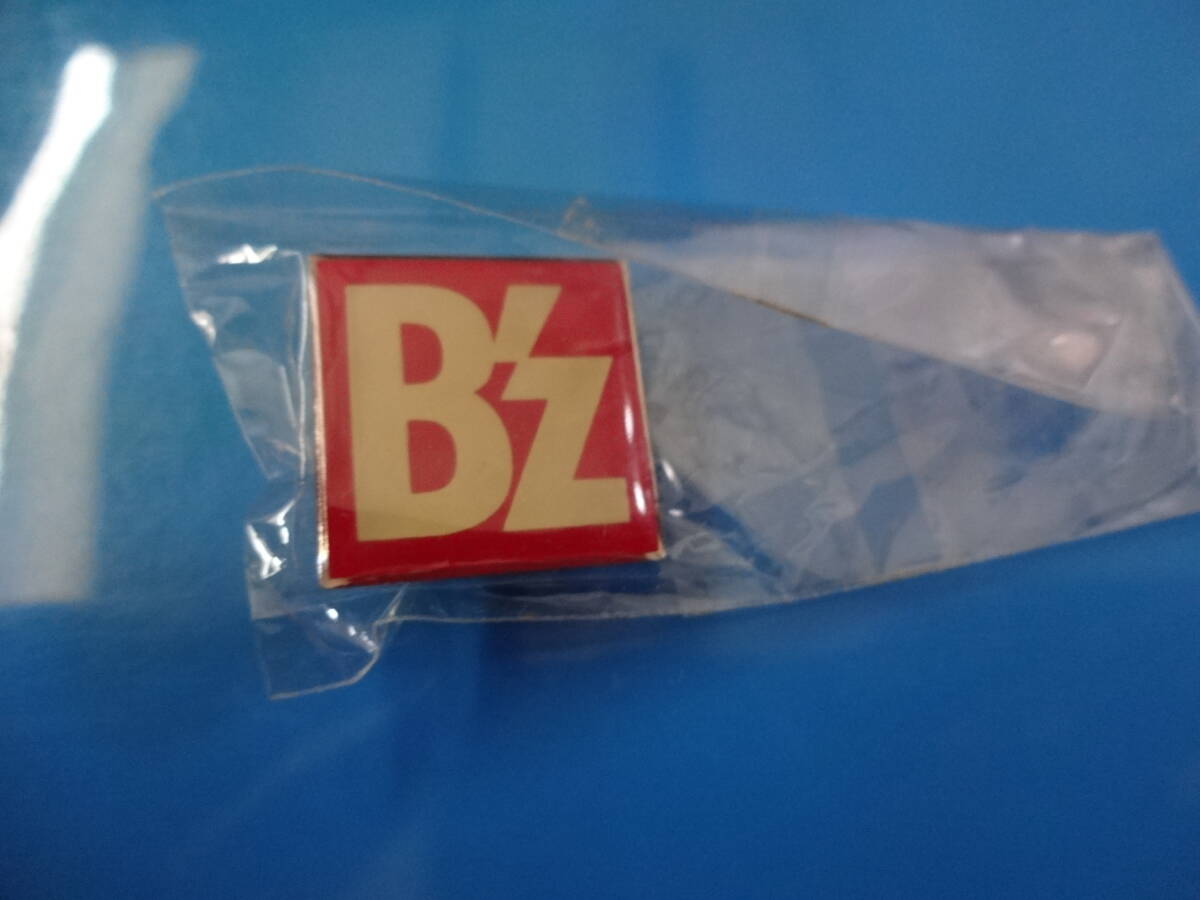 B'Z　ピンバッジ　ロゴ　　非売品　グッズ