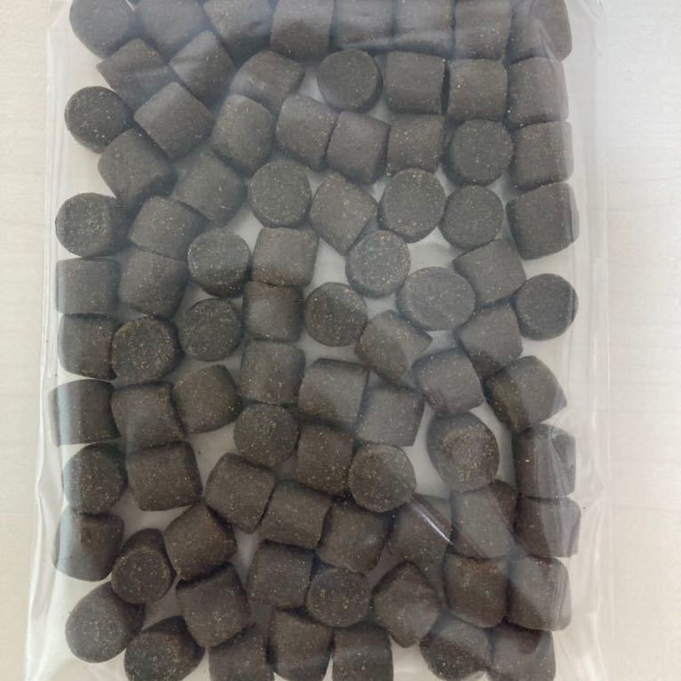 お得な大型魚(yú)餌セット 超特大餌 ハマチEPフレンド15と18のセット 400gづつ合計(jì)800g 沈下性