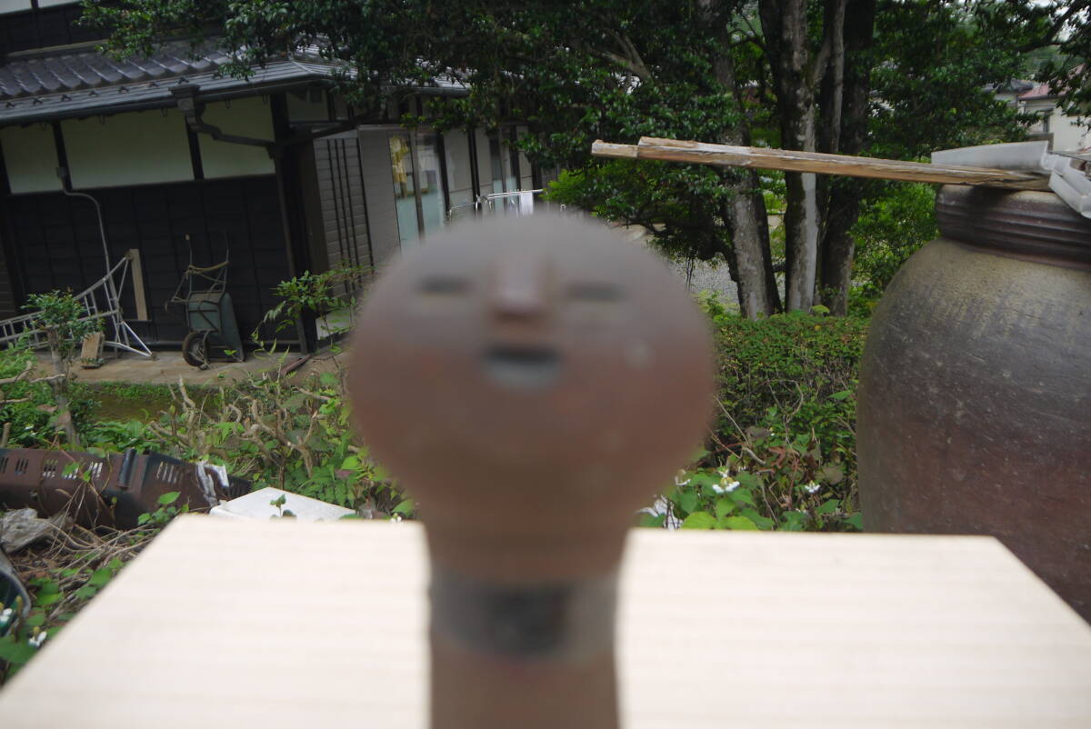 *[YO50611].. высота .. 10 гроза ...... . ателье фиолетовый грязь Mashiko? kokeshi керамика сельское хозяйство . изобразительное искусство народные товары . земля игрушка произведение kokeshi украшение редкий товар 