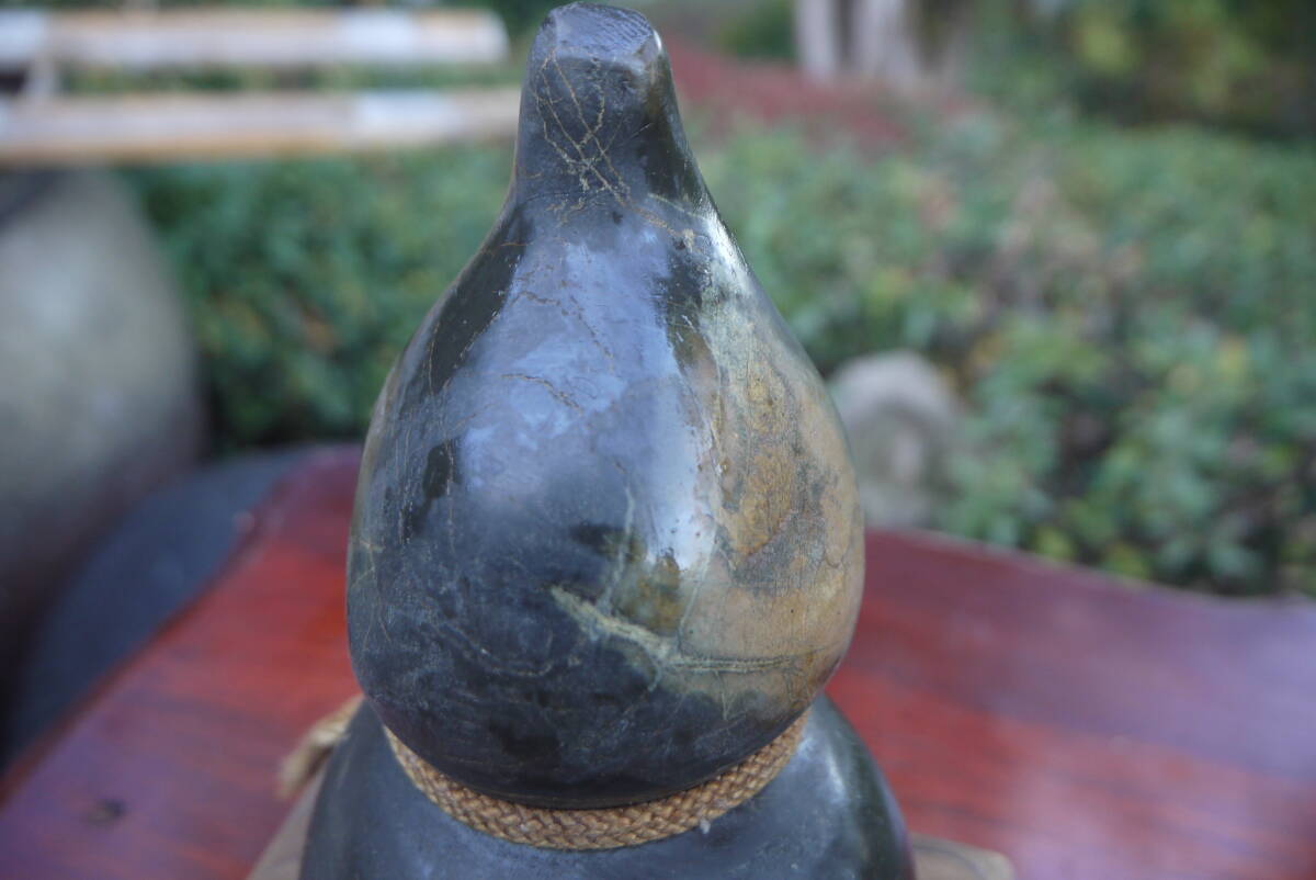 ★【TS40721】縁起物 鑑賞石 瓢箪 高さ17cm 重さ1.9㌔ 観賞石 水石 盆石 原石 自然石 天然石 希少 _画像4
