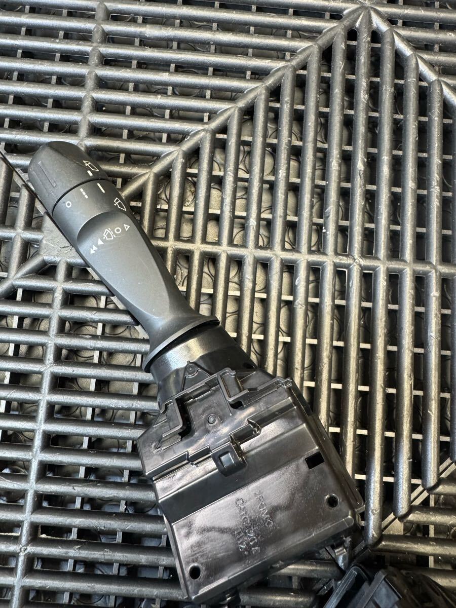 ムーヴ ムーブ LA150S LA160S コンビネーションスイッチ レバー ディマースイッチ　平成29年_画像2