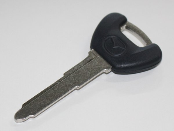 【正規(guī)品】 マツダ純正品 デミオ DY3W ブランクキー ブラック 生プライマリーブランクキー リペア スペアキー 鍵 カギ かぎ