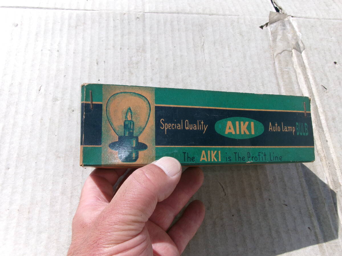 當(dāng)時(shí)物、舊バイク、昭和30年代、アイキ、アルコン、6-8V、35-10W、ツバツキ、ヘッドランプ球、1箱10個(gè)、ホンダ、スズキ、カワサキ、ヤマハ