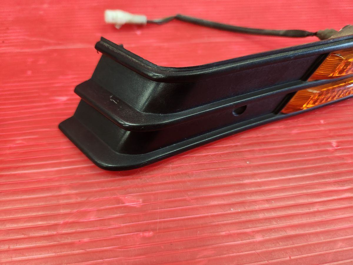  Mitsubishi A183A Starion оригинальный левый правый указатель поворота Stanley 046-047 Turn лампа 