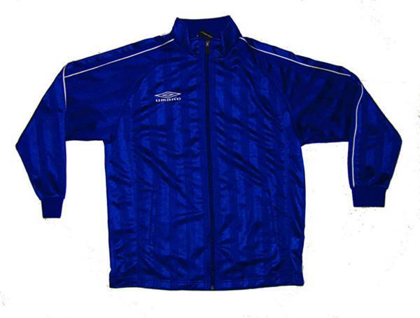 umbro アンブロ UQS2400J サッカー 秋田 明徳小學(xué)校 サッカー部 チームジャージ ジャケット 130 お買(mǎi)い得商品