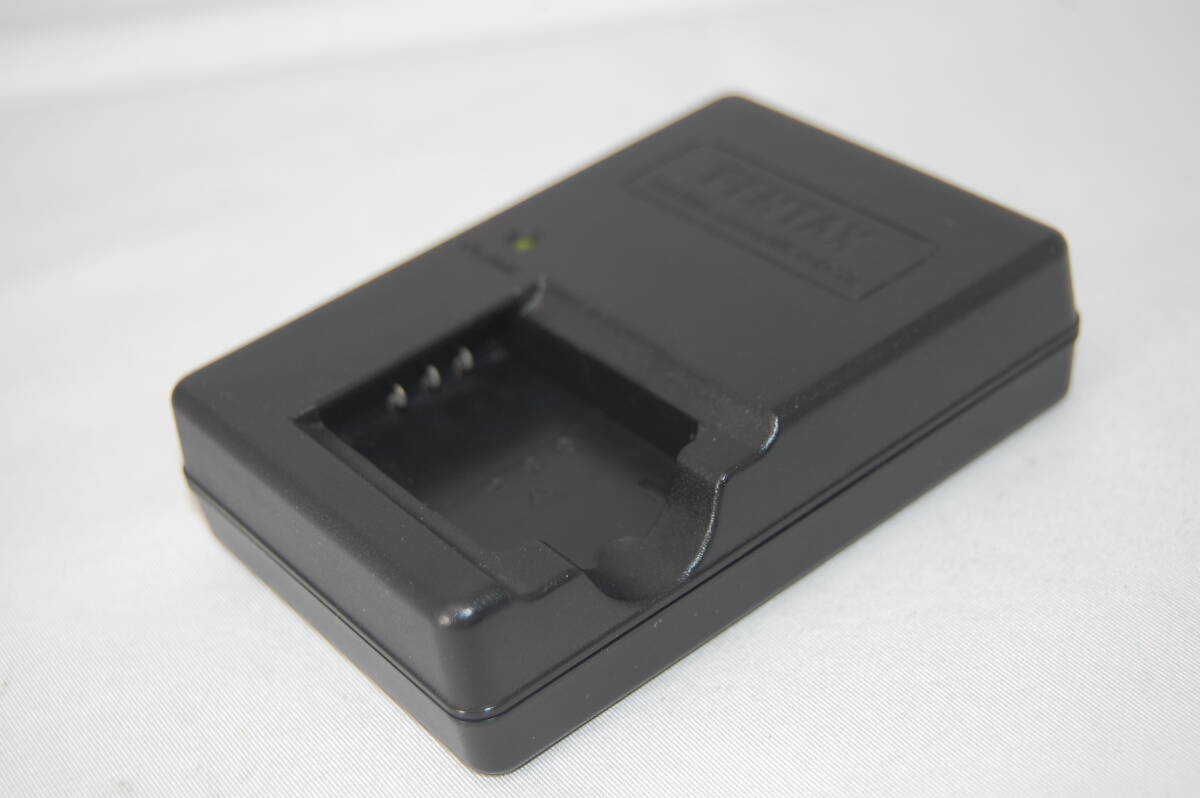 ★送料無料★充電確認済み★ PENTAX ペンタックス 純正 バッテリーチャージャー D-BC78 充電器 #G-335_画像4