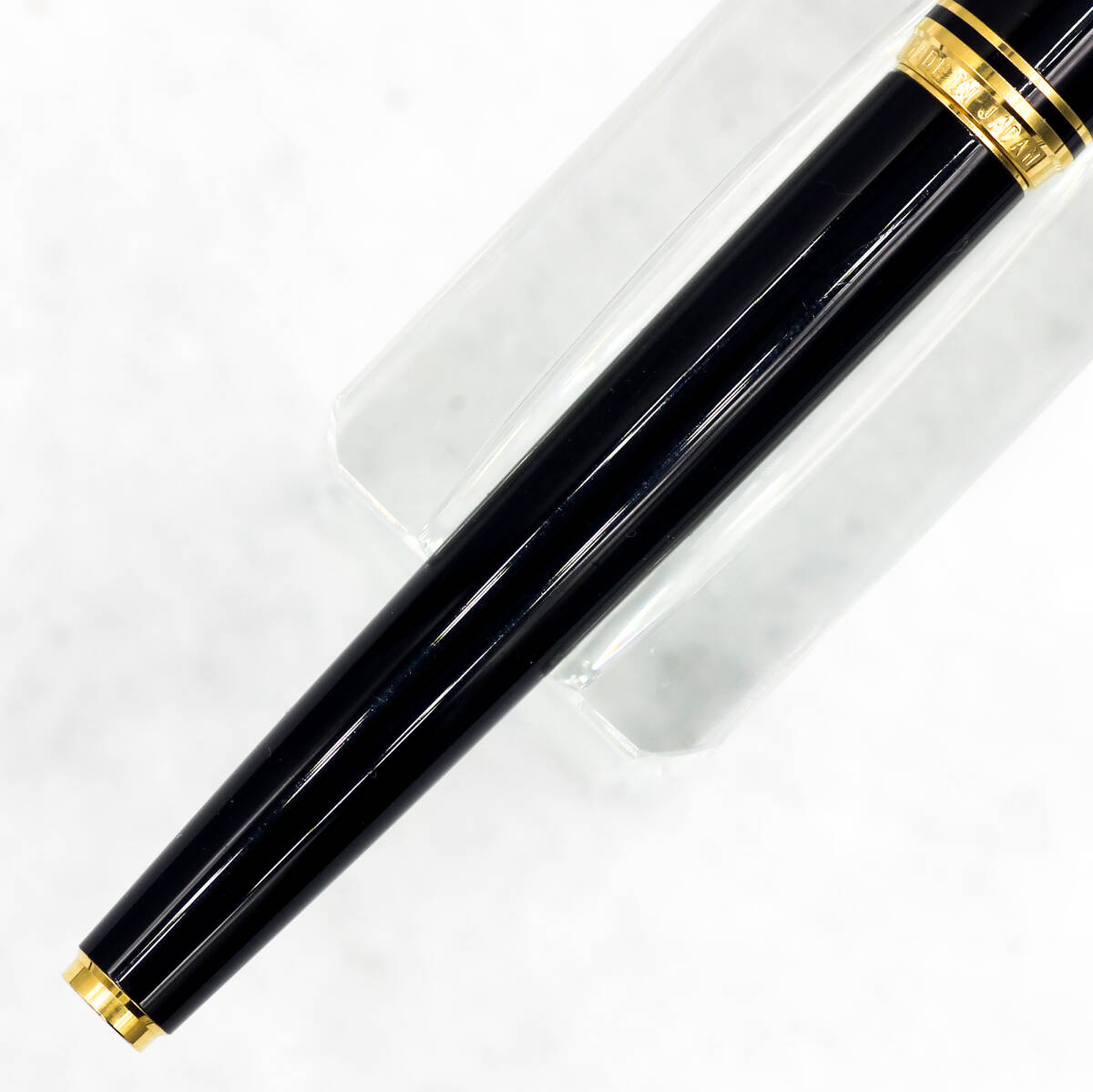 極美品 絶版 パイロット デラックス 漆 ブラック ゴールド?トリム 萬年筆 １４金ＥＦニブ 純正コンバーター付 PILOT （未努）