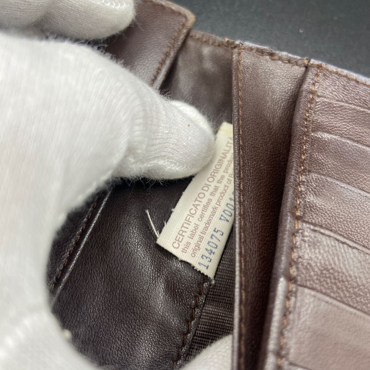 20 EN BOTTEGA VENETA ボッテガヴェネタ イントレチャート レザー 二つ折り 長財(cái)布 ウォレット 札入れ 小銭入れ ダークブラウン系 