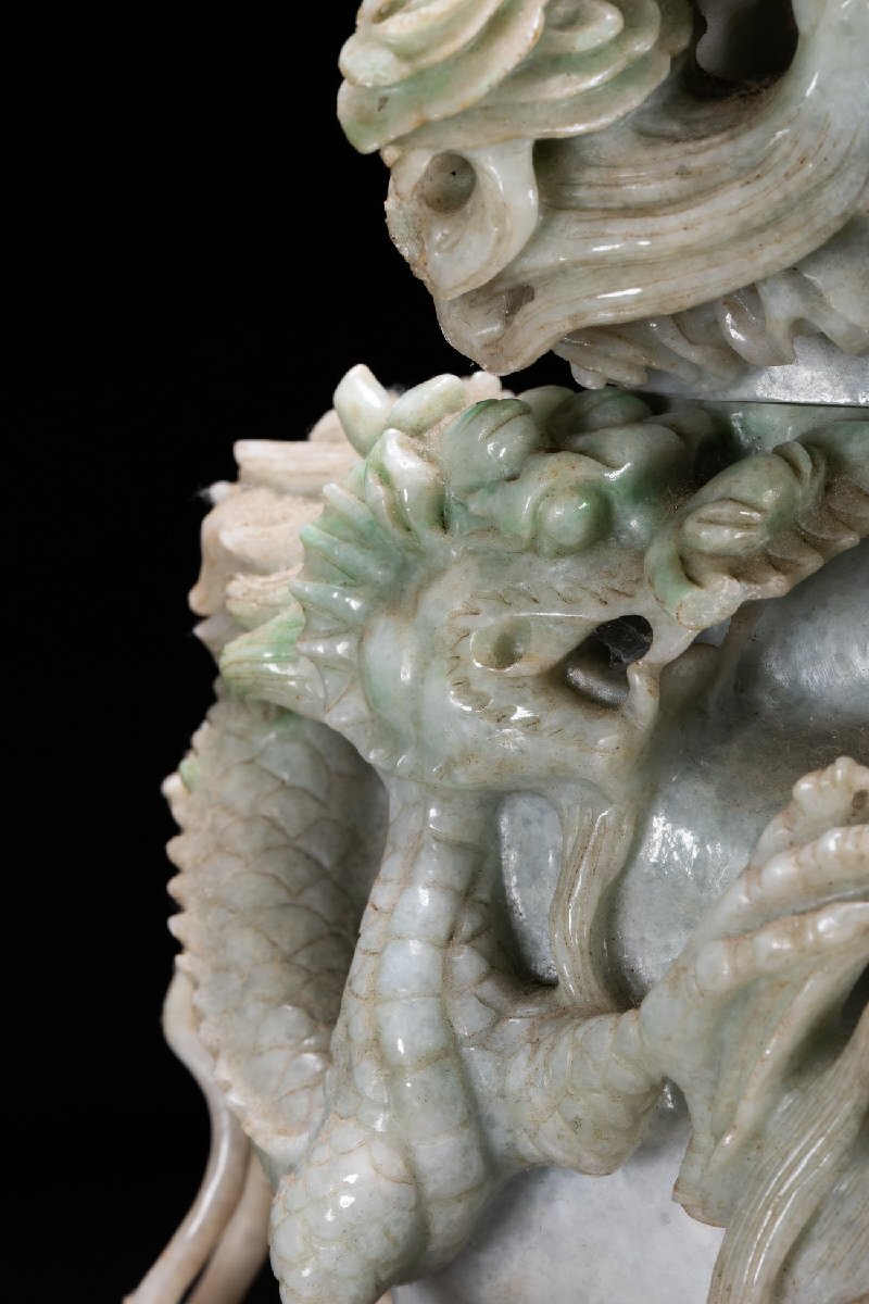 Yahoo!オークション - 中国 玉 玉石 翡翠 彫刻 人物 置物 共箱