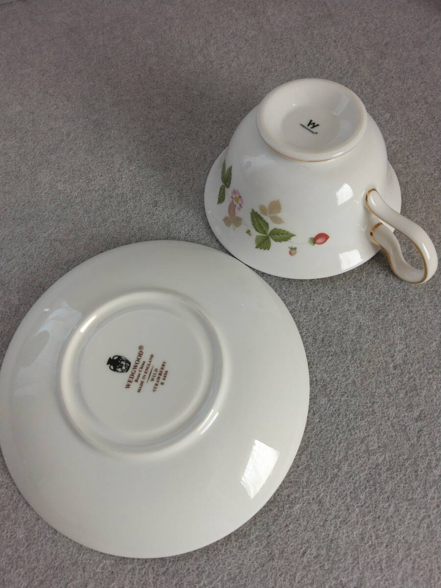 カップ＆ソーサー　ウエッジウッド　ティーカップ　ワイルドストロベリー　珈琲紅茶　食器_画像6