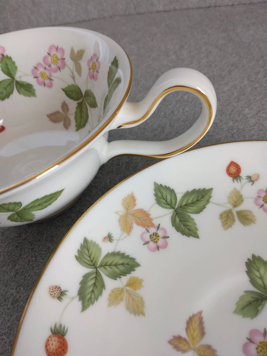 カップ＆ソーサー　ウエッジウッド　ティーカップ　ワイルドストロベリー　珈琲紅茶　食器_画像4