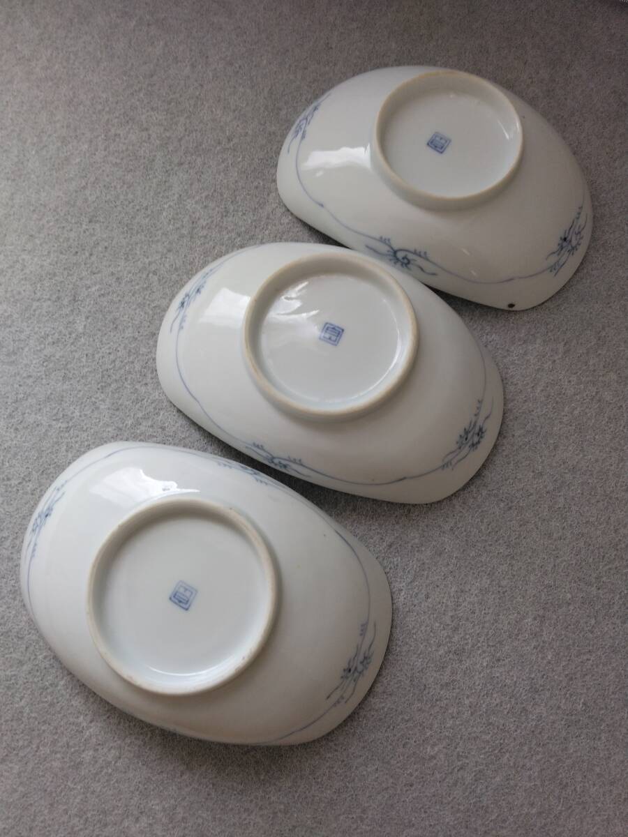 舟形皿　染付風景千鳥　手描き　白山　古陶磁　骨董　カケ小傷汚れあり　艦賞用　観賞用３枚ぐみ_画像7