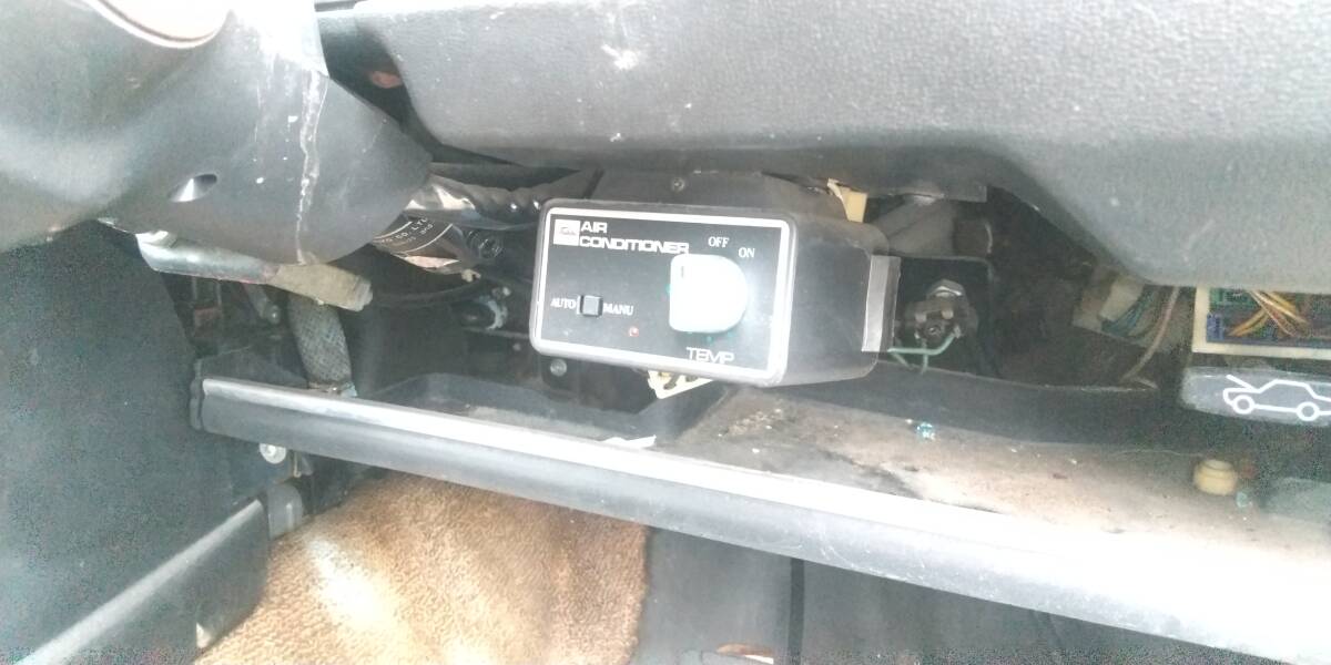 超希少！A/T エアコン L18 SUツインキャブ ダットサン ブルーバードU 1800 P610 書無し 鍵無し G610 610 611 サメブル 160B 180B