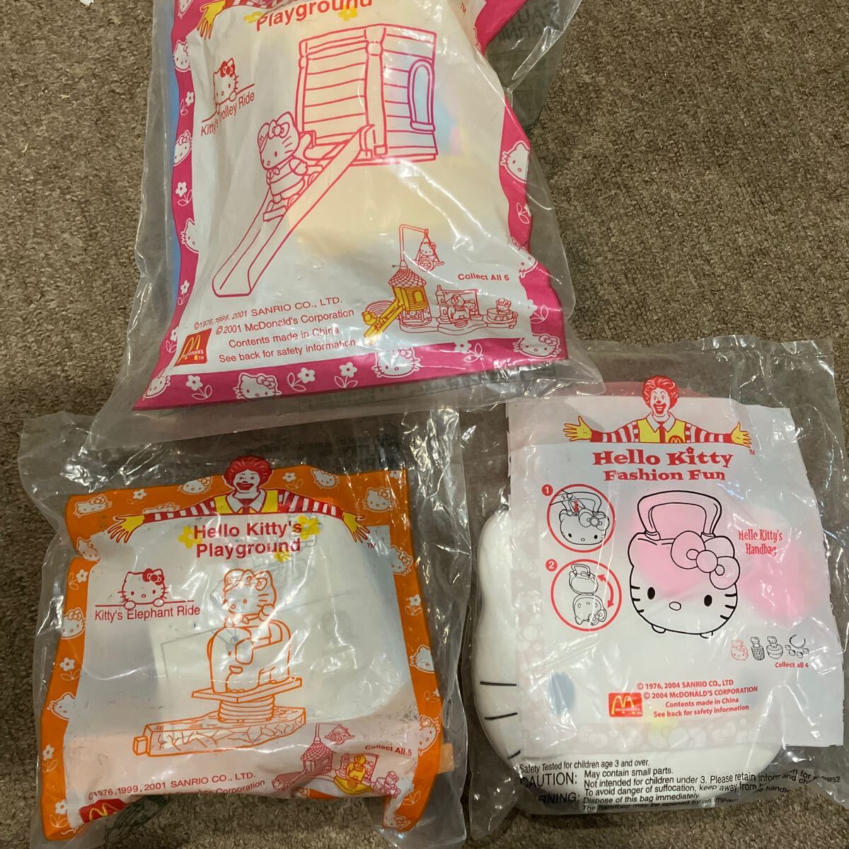 マクドナルド ハッピーセット　ハロー　キティ　プレイグランド　ファッションファン　ハンドバッグ