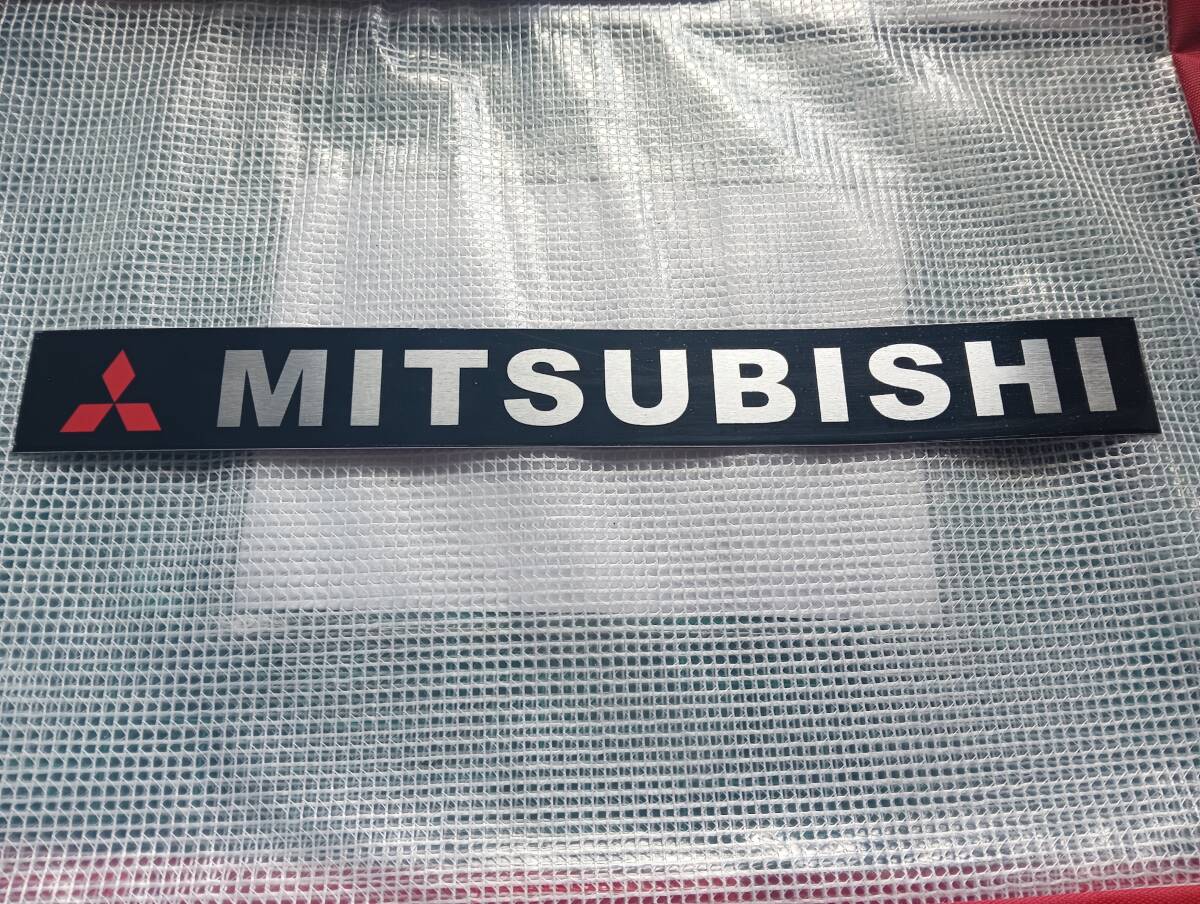 【ゆうパケット送料込】MITSUBISHI(三菱)　エンブレムプレート　縦3cm×橫26cm×厚さ1ｍｍ　パジェロミニ　
