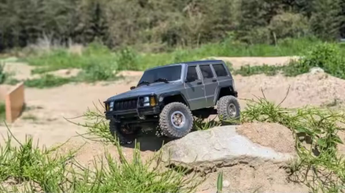 JJRC C8809 1:18 フルスケールシミュレーションモデルジープ 4WD