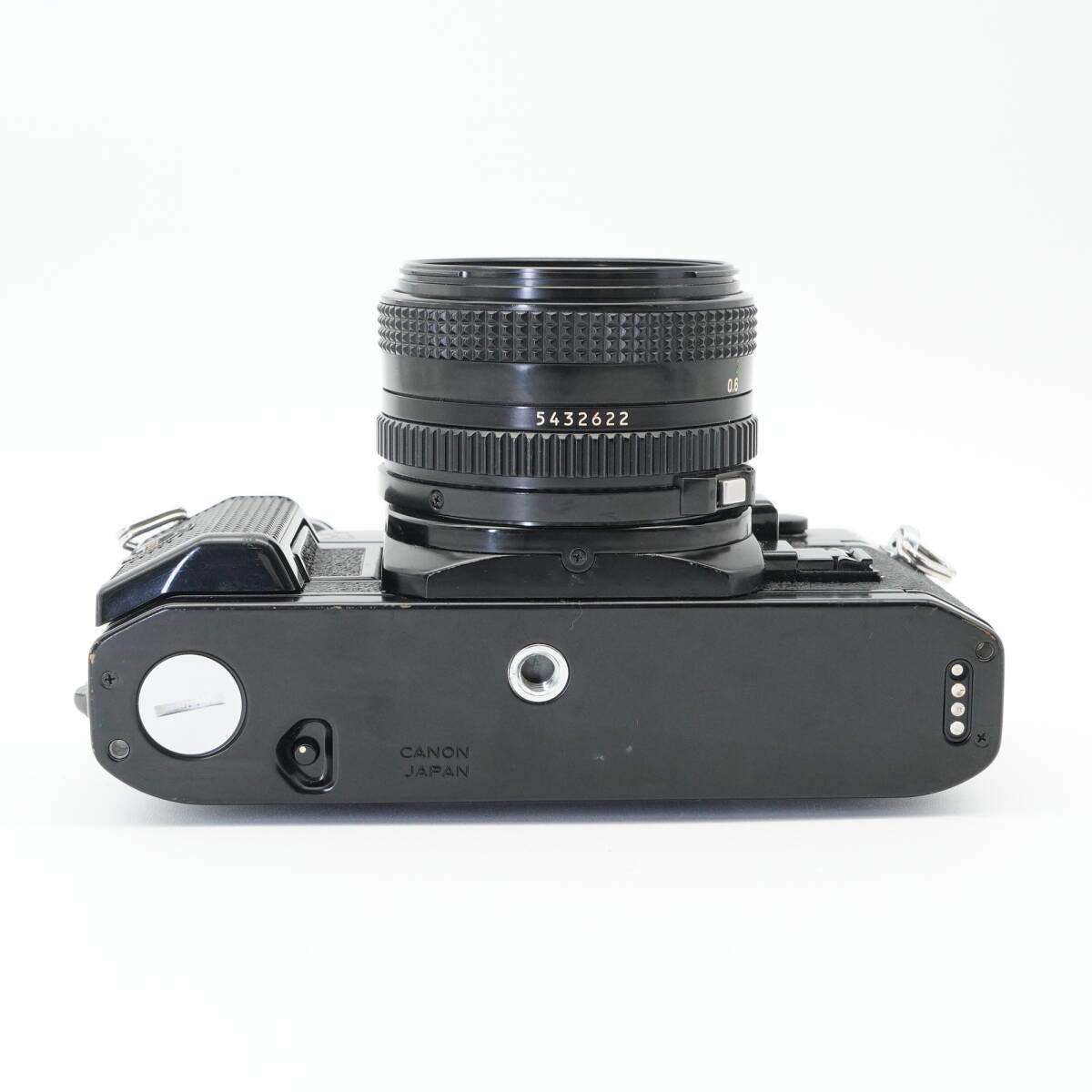 実用美品 Canon キヤノン AE-1 PROGRAM (シャッターOK 露出OK) FD 50mm F1.8 フィルム一眼レフカメラ #AA5197