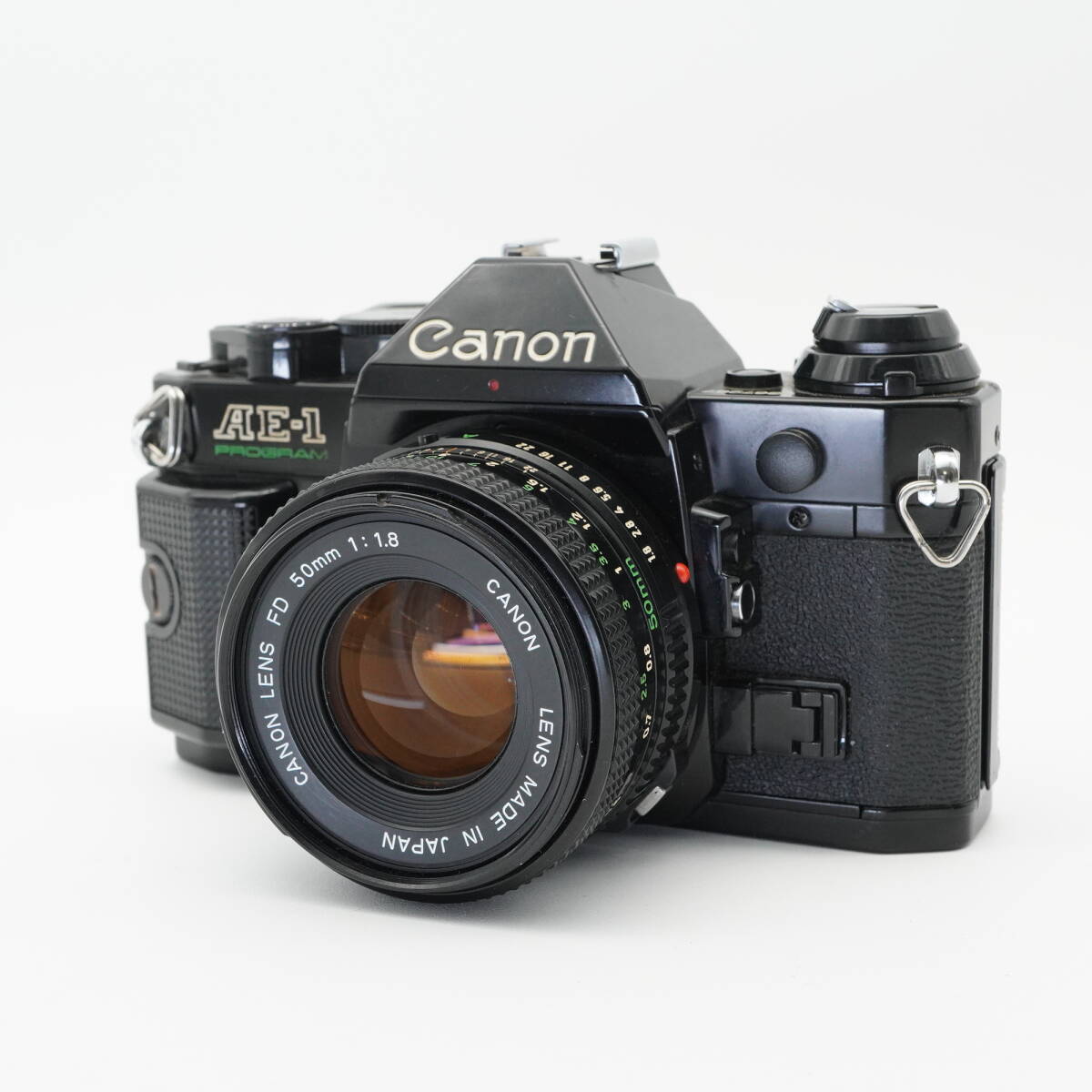 実用美品 Canon キヤノン AE-1 PROGRAM (シャッターOK 露出OK) FD 50mm F1.8 フィルム一眼レフカメラ #AA5197