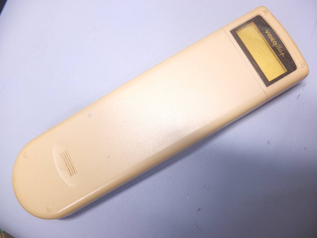 VICTOR/ビクター　リモコン S-VHS ビデオデッキ HR-X7用