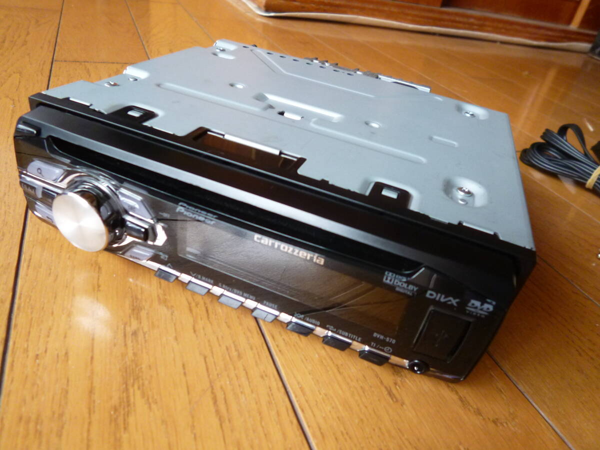 きれいです　carrozzeria　カロッツェリア　DVDプレイヤー　DVH-570　リモコン付き