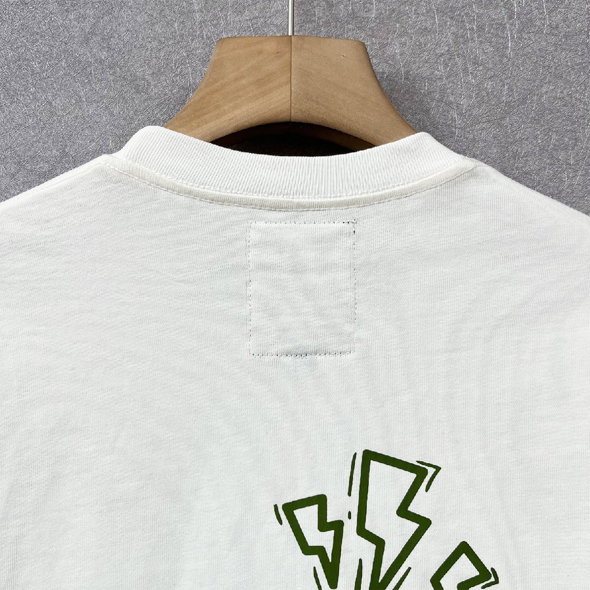 絶賛?半袖Tシャツ 定価2萬◆Emmauela?イタリア?ミラノ発◆高級(jí) 快適 伸縮性 ロック ストリート ゆったり 男女兼用 人気 L/48サイズ