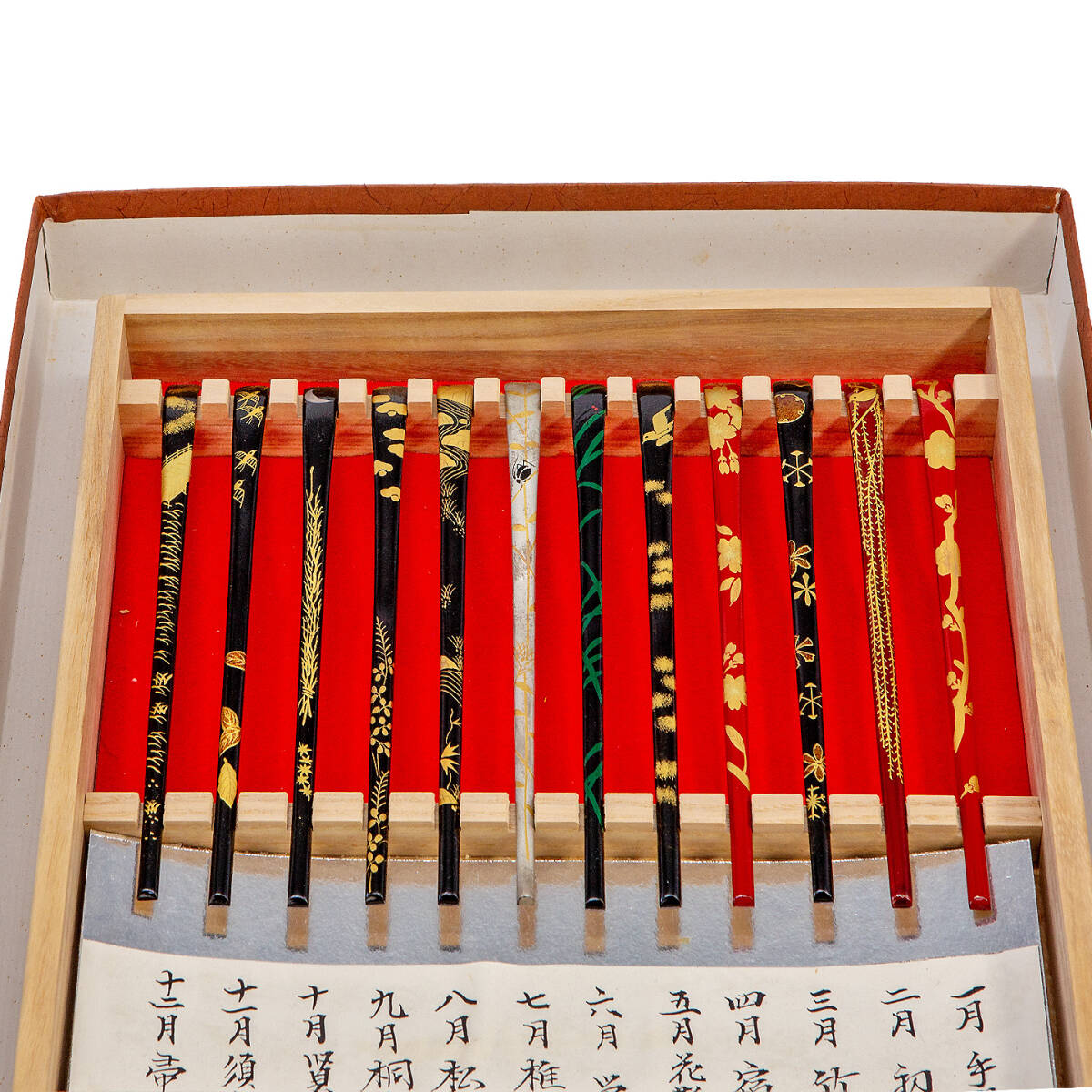 即中斎好 写し 源氏十二月竹茶杓 煎茶道具 京都⑧◇ 中村宗悦 作 即中斎好写 源氏十二月茶杓 蒔絵茶杓揃 共