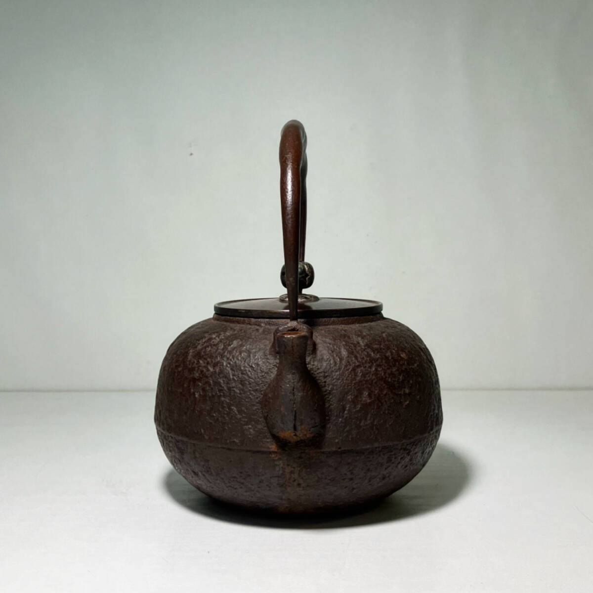 京都⑧ 釜師 造 銀摘銅蓋 丸形 鉄瓶 煎茶道具 cxp