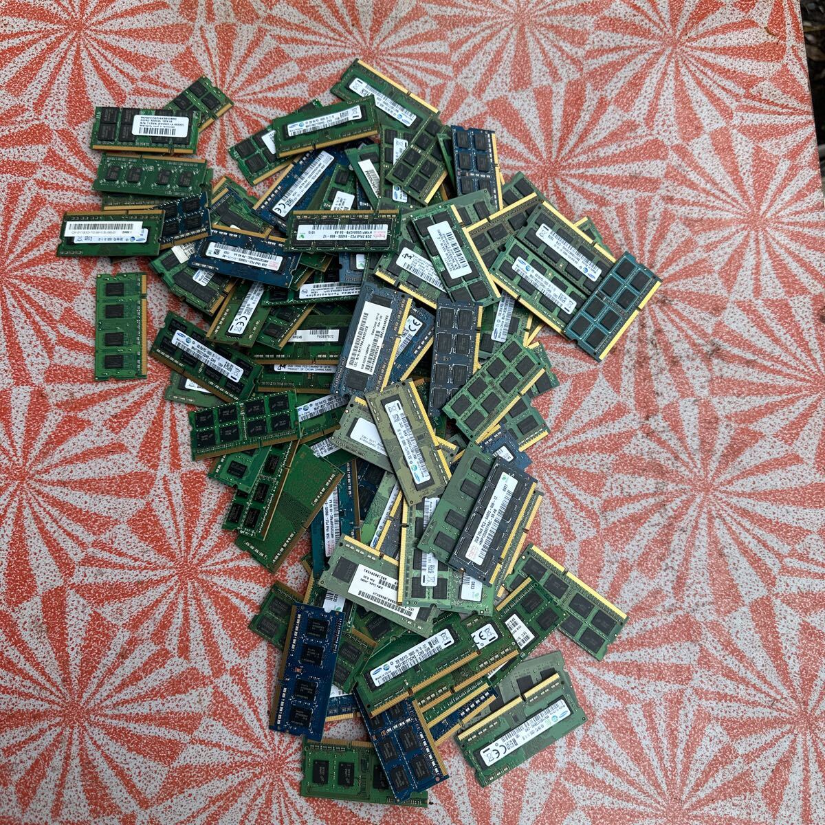 ノートパソコン メモリ128枚セット1GB?4GB